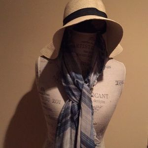 Meet your Posher, Marilyn